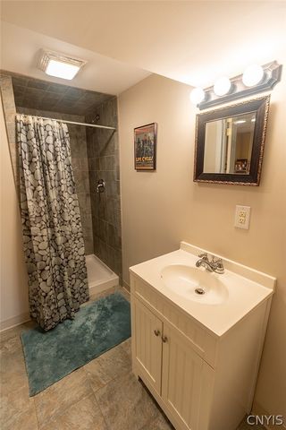 211 Knapp Road, Geddes, NY 13219