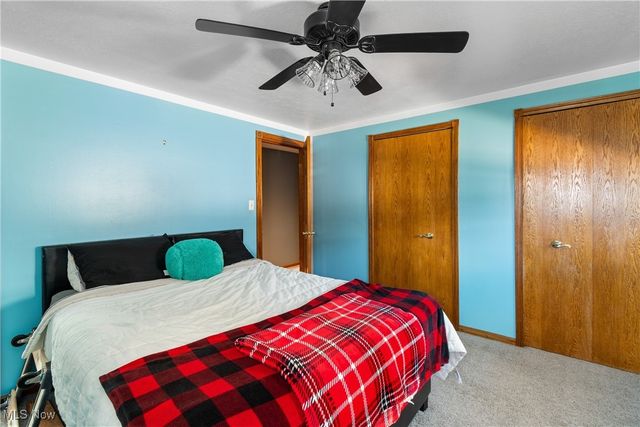 5658 N Circle View Drive, Seven Hills, OH 44131