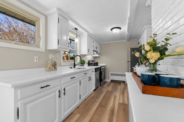 23 Sunrise Ave, Stoneham, MA 02180