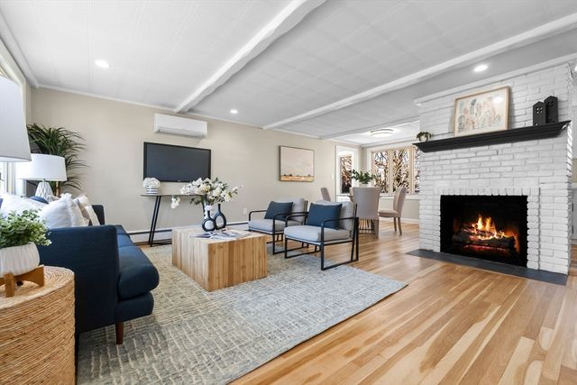 23 Sunrise Ave, Stoneham, MA 02180