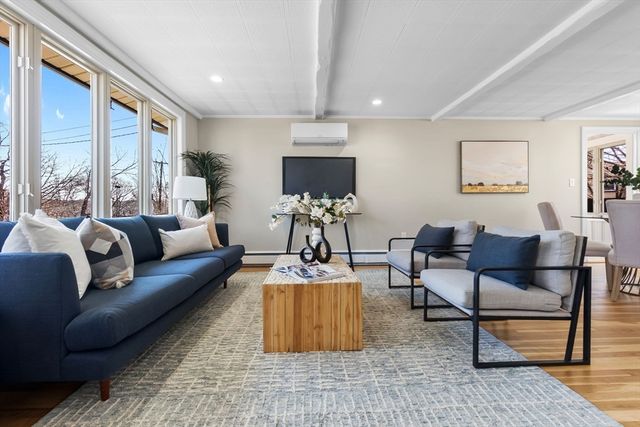 23 Sunrise Ave, Stoneham, MA 02180