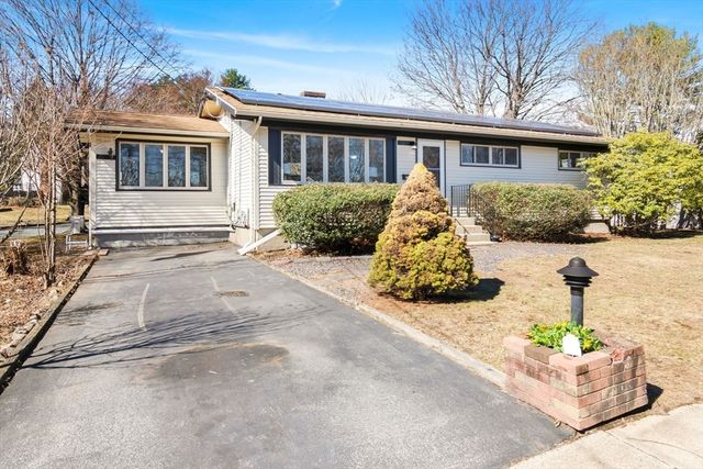23 Sunrise Ave, Stoneham, MA 02180