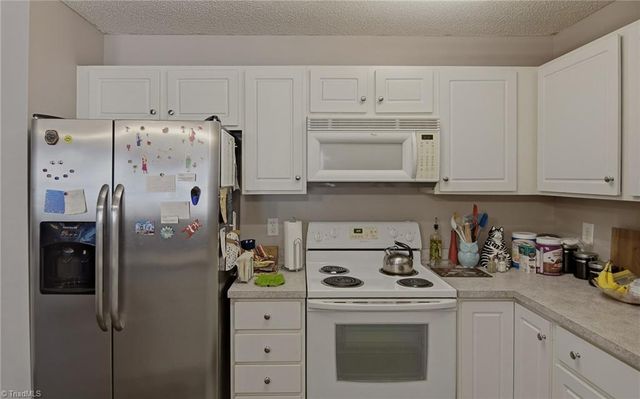 3771 Holmes Creek Place 201, Winston-salem, NC 27127