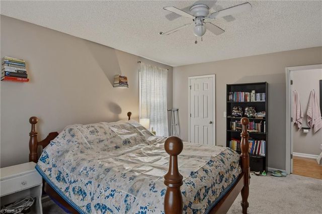 3771 Holmes Creek Place 201, Winston-salem, NC 27127