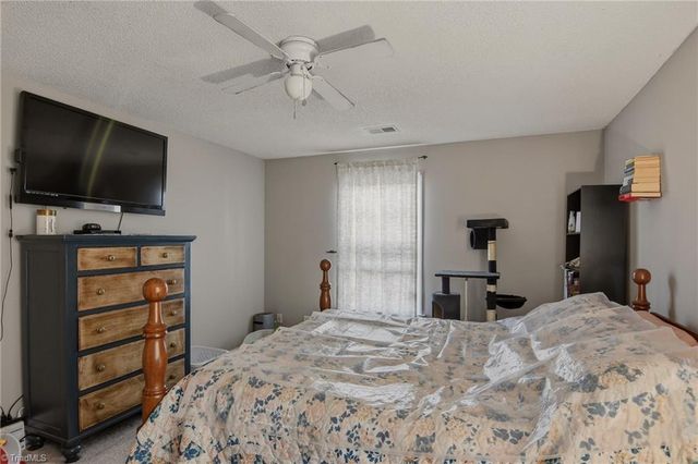 3771 Holmes Creek Place 201, Winston-salem, NC 27127