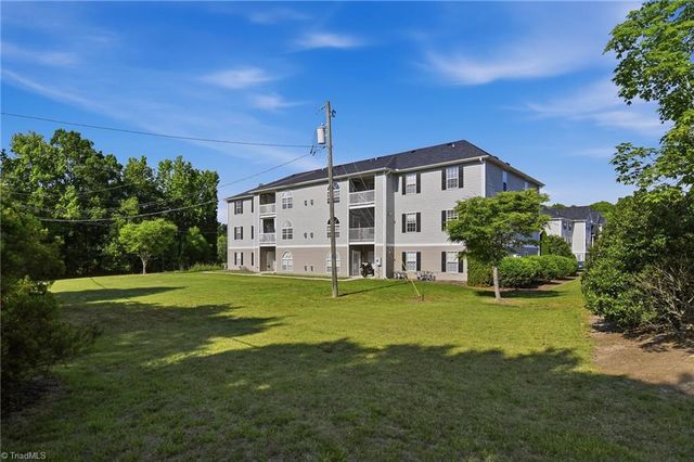 3771 Holmes Creek Place 201, Winston-salem, NC 27127
