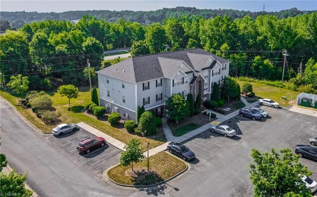 3771 Holmes Creek Place 201, Winston-salem, NC 27127