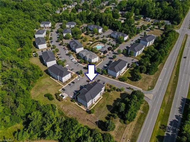 3771 Holmes Creek Place 201, Winston-salem, NC 27127