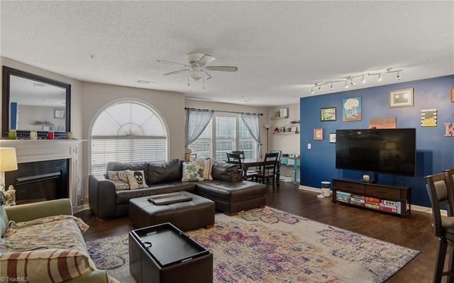 3771 Holmes Creek Place 201, Winston-salem, NC 27127