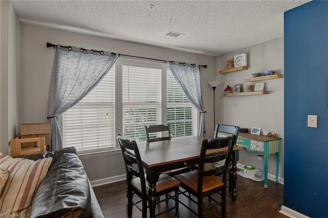 3771 Holmes Creek Place 201, Winston-salem, NC 27127