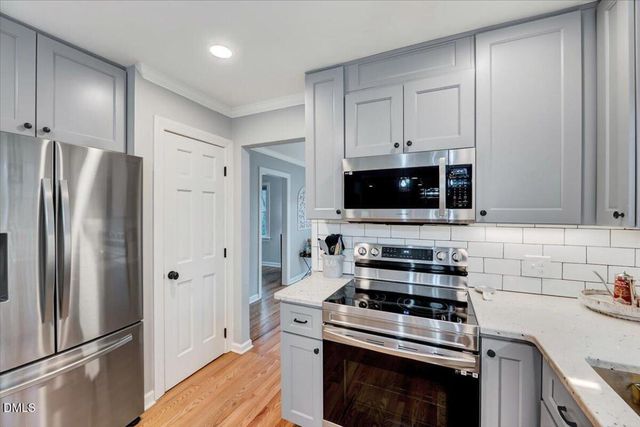 107 Larkwood Lane, Cary, NC 27518