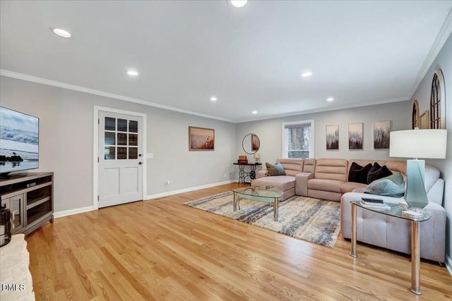 107 Larkwood Lane, Cary, NC 27518