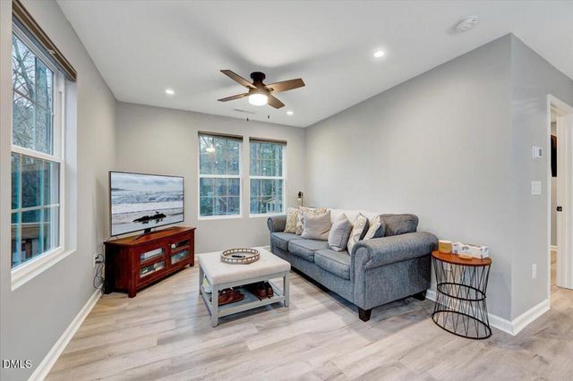 107 Larkwood Lane, Cary, NC 27518