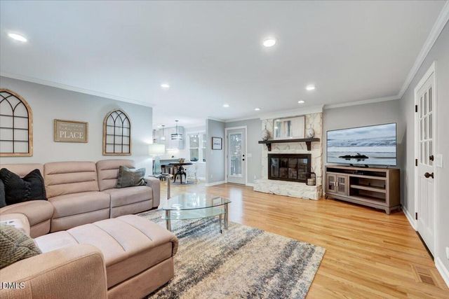 107 Larkwood Lane, Cary, NC 27518