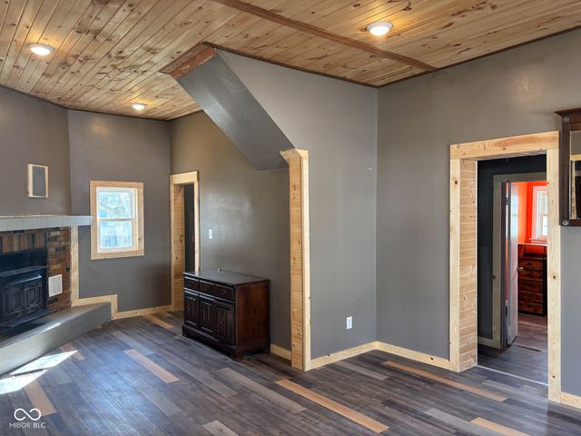 207 S Jackson Street, Frankton, IN 46044