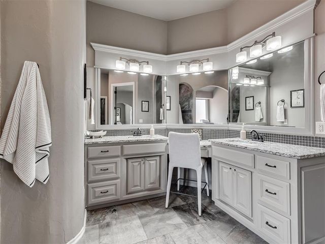 600 NW 153rd Street, Edmond, OK 73013