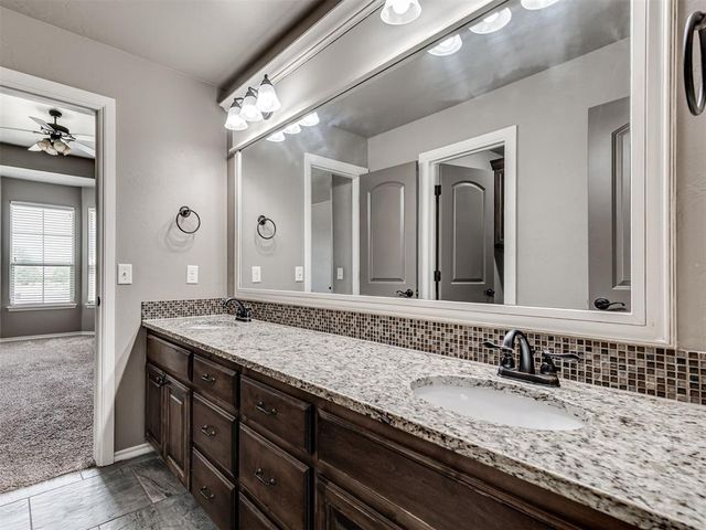 600 NW 153rd Street, Edmond, OK 73013