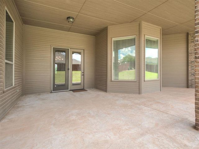 600 NW 153rd Street, Edmond, OK 73013