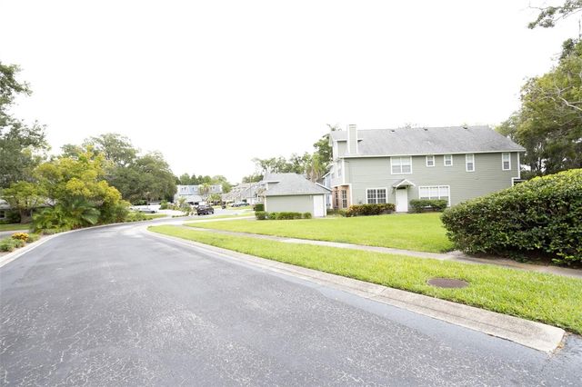 2740 HAMBLE VILLAGE LANE, Palm Harbor, FL 34684