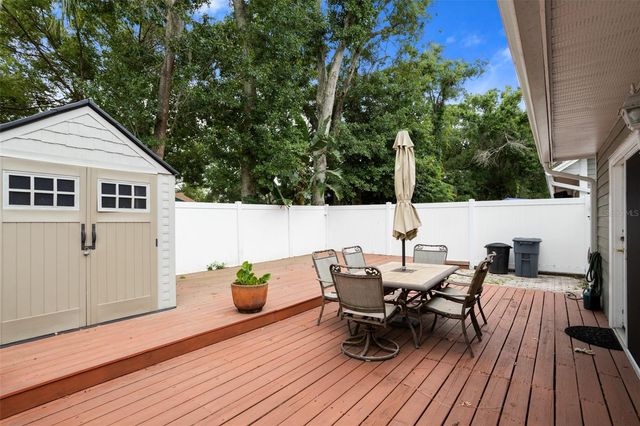 2740 HAMBLE VILLAGE LANE, Palm Harbor, FL 34684