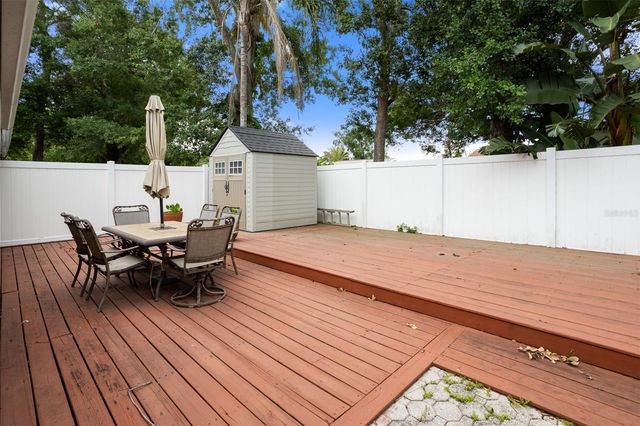 2740 HAMBLE VILLAGE LANE, Palm Harbor, FL 34684