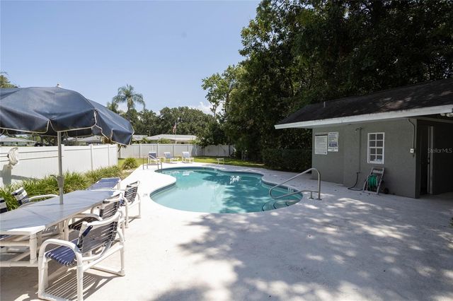 2740 HAMBLE VILLAGE LANE, Palm Harbor, FL 34684