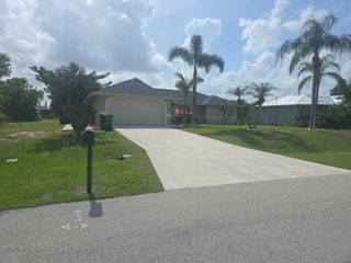 3625 SW Vincennes Street, Port St Lucie, FL 34953