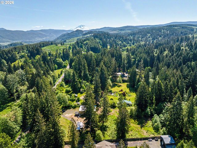 51660 E TERRA FERN Dr, Sandy, OR 97055