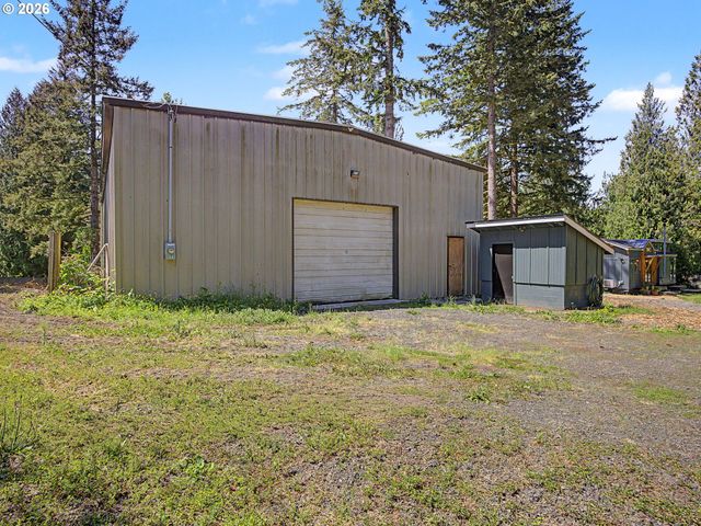 51660 E TERRA FERN Dr, Sandy, OR 97055
