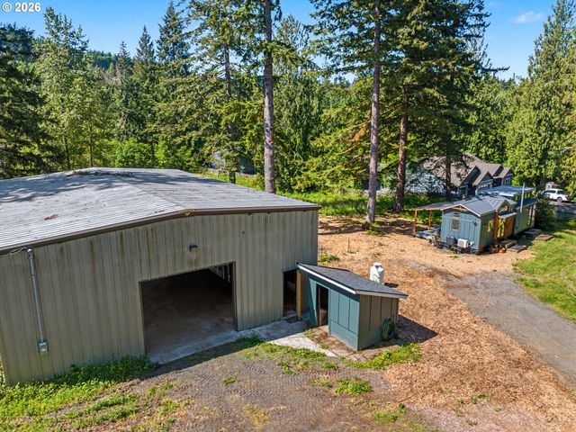 51660 E TERRA FERN Dr, Sandy, OR 97055