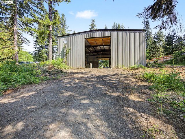 51660 E TERRA FERN Dr, Sandy, OR 97055