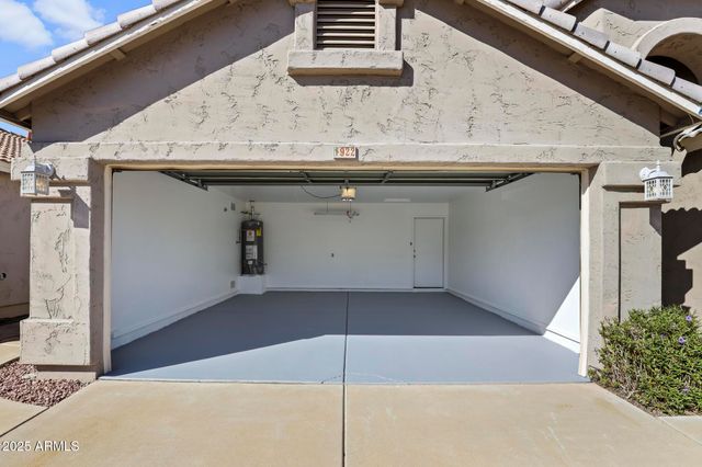 922 E BLACKHAWK Drive, Phoenix, AZ 85024