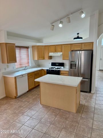 922 E BLACKHAWK Drive, Phoenix, AZ 85024