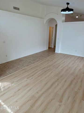 922 E BLACKHAWK Drive, Phoenix, AZ 85024