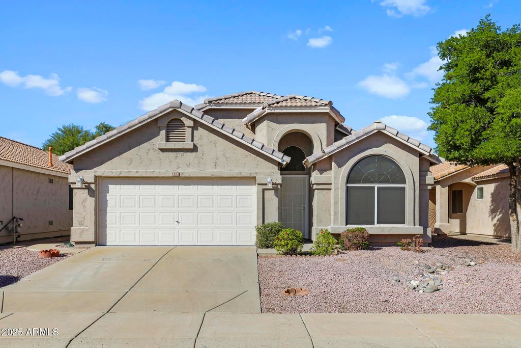 922 E BLACKHAWK Drive, Phoenix, AZ 85024