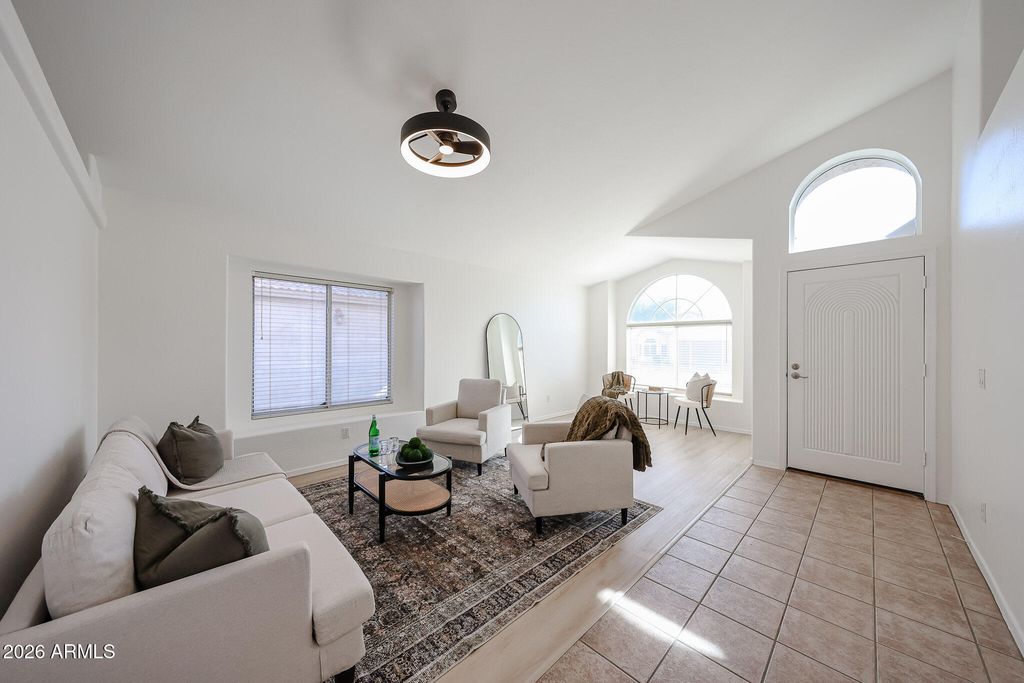 922 E BLACKHAWK Drive, Phoenix, AZ 85024 — photo 3