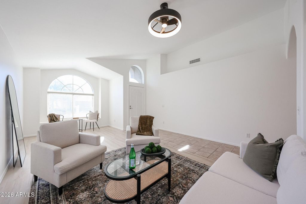 922 E BLACKHAWK Drive, Phoenix, AZ 85024 — photo 4