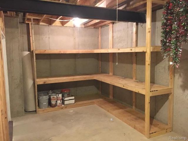 5894 Augusta Lane, Holly Township, MI 48439