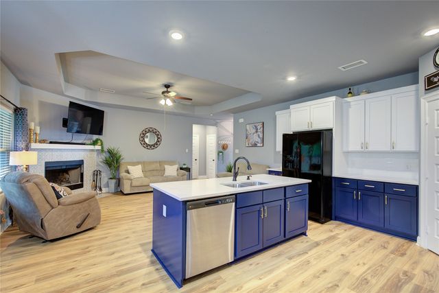 10605 Lago Vista, Quinlan, TX 75474