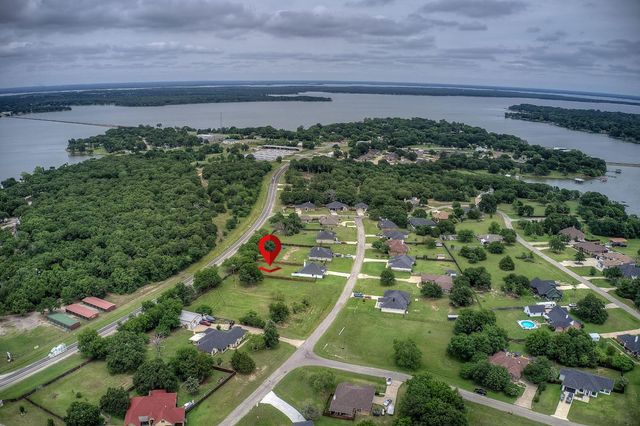 10605 Lago Vista, Quinlan, TX 75474