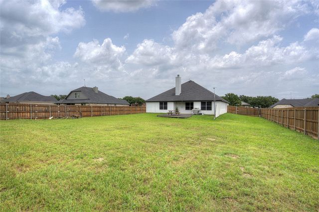 10605 Lago Vista, Quinlan, TX 75474