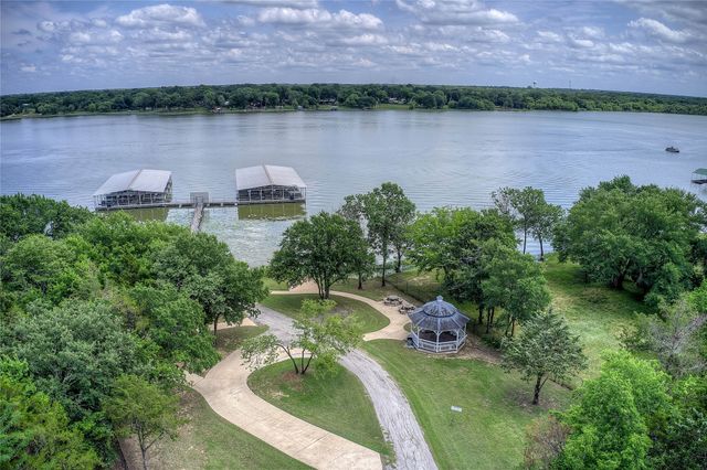 10605 Lago Vista, Quinlan, TX 75474