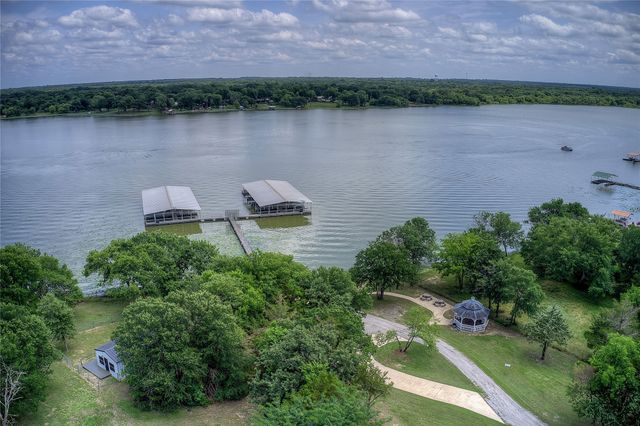 10605 Lago Vista, Quinlan, TX 75474