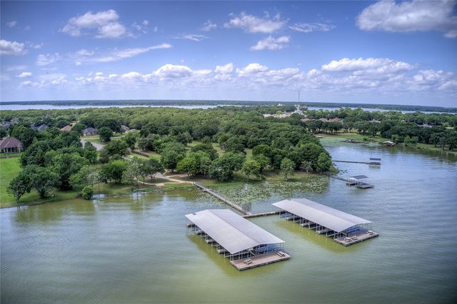 10605 Lago Vista, Quinlan, TX 75474