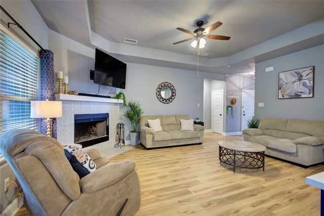 10605 Lago Vista, Quinlan, TX 75474