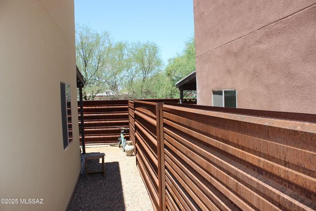 3623 E Bellevue St Unit 1, Tucson, AZ 85716