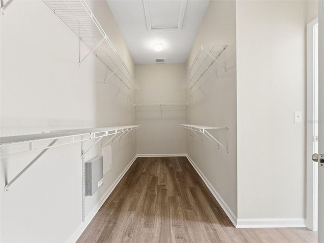 5446 SPECTACULAR BID DRIVE, Wesley Chapel, FL 33544