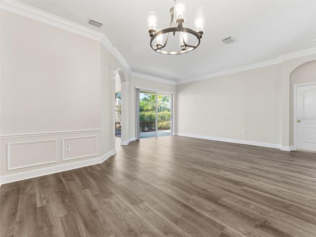 5446 SPECTACULAR BID DRIVE, Wesley Chapel, FL 33544