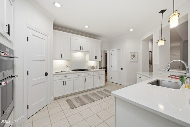 108 Graylyn Drive, Chapel Hill, NC 27516