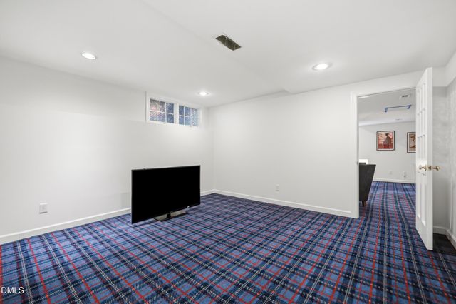 108 Graylyn Drive, Chapel Hill, NC 27516